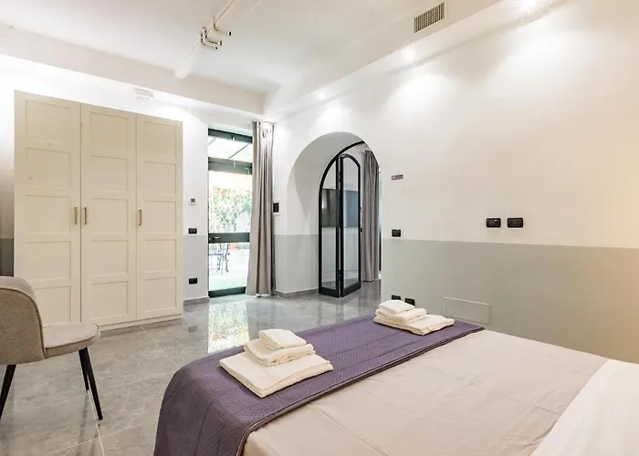 Laurina Deluxe Apartment Rom